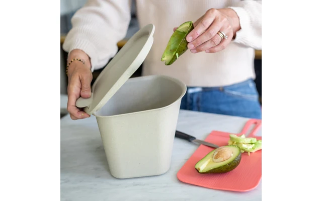 Koziol Cutting Board Snap S Desert Sand 3 Koziol Cutting Board Snap S Desert Sand