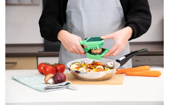 Nicer Dicer Quick Professional Set Vegetable Slicer 12 Pieces Green 5 Nicer Dicer Quick Professional Set Vegetable Slicer 12 Pieces Green - Image 3